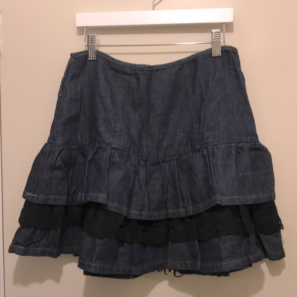 A) Denim Ruffled Skirt has Black Lace Trim & Zippered Back. Waist 14 Size Medium